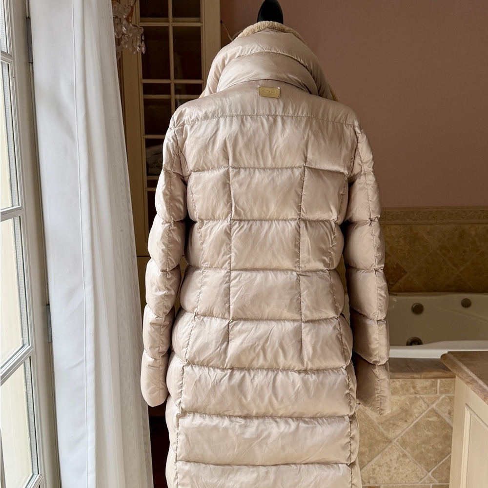 Escada Light Beige Puffer Jacket - image 2